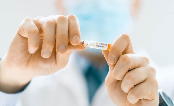 How to Prevent Resource Guarding in a Multi-Pet Household with a New Puppy?